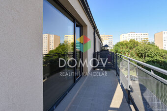 Pronájem moderního 3+kk, 83 m2 s garážovým stáním v centru B - 7