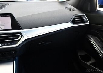 BMW Řada 3 320d xDrive M-SPORT PANO ČR 1M - 7