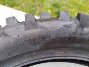 Prodám Enduro pneu - 7