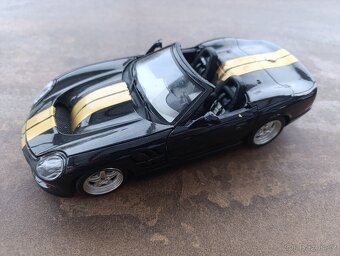 modely autíček   1:18 - 7