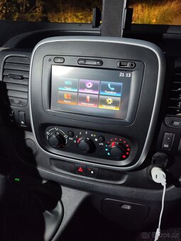 Renault Trafic 2016 / long / semi-passenger / 1.6 DCI - 7