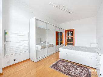 Pronájem bytu 2+kk, Lucemburská, Vinohrady, 23500 Kč/měs, 55 - 7