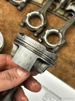 Hlava motoru cbr 600rr 2003-2004 pc37 - 7
