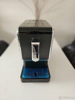 Plnoautomatický kávovar Tchibo Esperto Caffé - 7