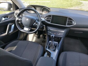 Peugeot 308 1,2 sw - 7