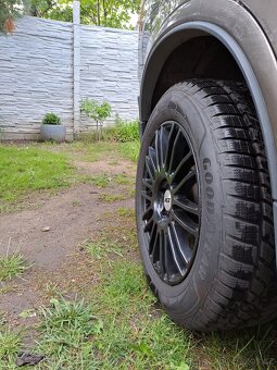 Volvo xc90 D5 Summum 4x4 2007, 2 sady kol - 7