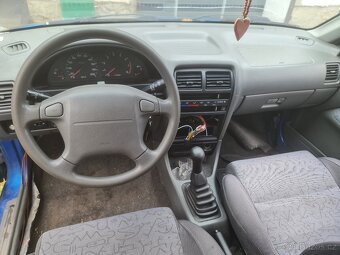 Suzuki Swift 1.0i, 39kW, 10/2001, klima - 7