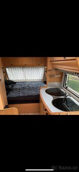 Karavan Hobby De Luxe 400 rok 2001 3-4 osoby - 7