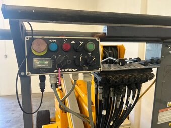 Kloubová el./diesel plošina Niftylift HR12NDE (00961) - 7