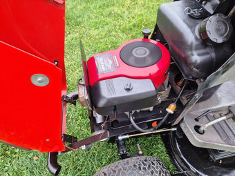 Zahradní traktor, sekačka AGS/SECO 15,5HP - 7