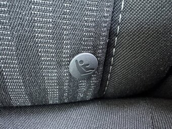 Opel Astra 1,4 i 103kW Cosmo Sports - 7