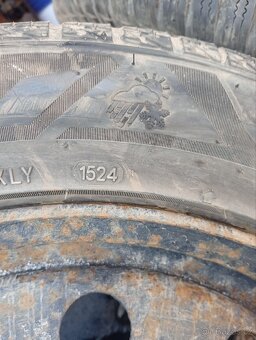 Celoroční pneu 225/55R17 - 7