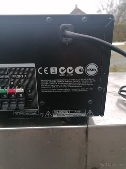 Zesilovač Onkyo - 7