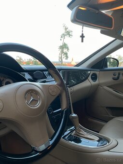 MERCEDES BENZ CLS 320 CDI - 7
