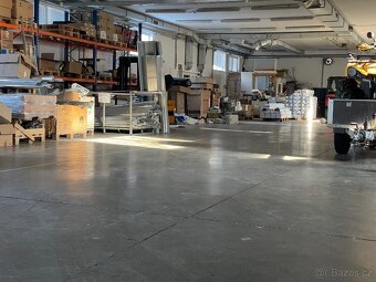 Areál v blízkosti Brna 3000 m2 - 7