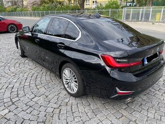 BMW 320i (2021) – perfektní stav luxery line - 7