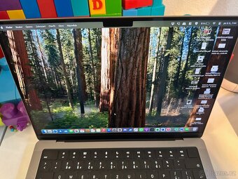 MacBook Pro M2 14" 512GB 16GB RAM - 7