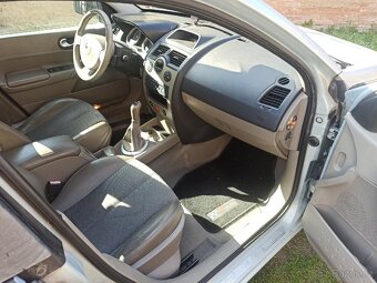 Renault megane - 7