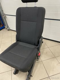 Vw T6 Transporter Caravelle sklopné sedadla výborný stav - 7