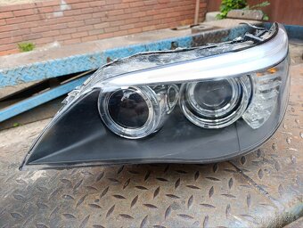 BMW E60 E61 přední Lci světla - 7