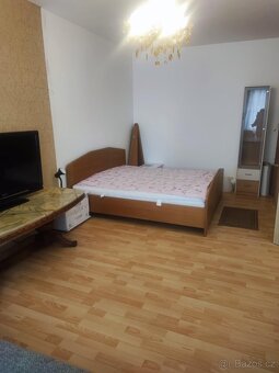 Prodam byt 1+1 družst.vlastnictvi 42 m2 Bratislavska u - 7