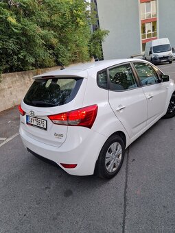 Hyundai ix20 - 7
