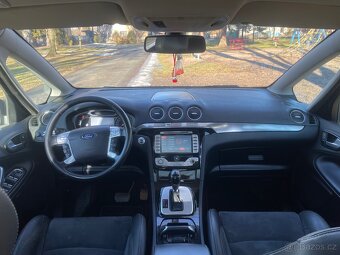 Ford S-Max 2.0 TDCI Titanium R.V 2011 7 míst - 7