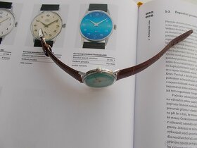 jedinecne vzacne hodinky prim traktor modry ciselnik  1960 - 7