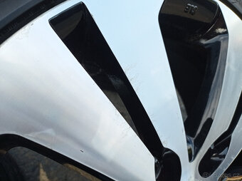 5x114,3 Kia Sportage III alu disky 7jx18 ET40,5 - 7