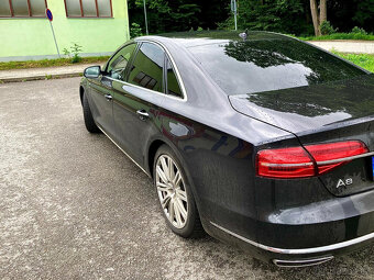 Audi A8 4,2TDI V8 283kW (385k) - 7