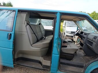 Volkswagen Transporter T4 2.5 TDi 75kw 5míst - 7