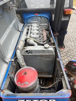 Traktor Zetor - 7