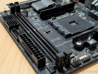 B450 ITX ASROCK Fatality - 7