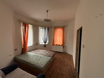 Prostorný byt 4+kk - 7