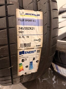 originální Tesla Model S 1075749-00-C r21 Arachnid - 7