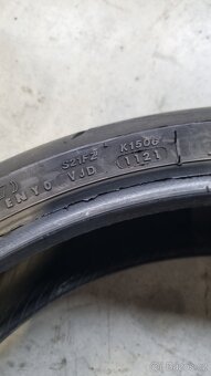Pneumatiky 120 70 17 Pirelli Corsa 2 a Bridgestone S21 - 7