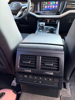 VW Touareg 3.0TDI V6 210kw ČR Elegance - 7