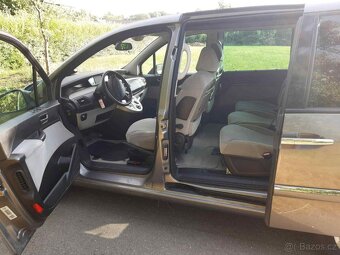 Peugeot 807 2.2 Hdi 125 kw -7mist. model 2010 - 7