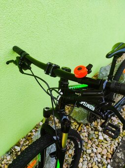 Značkové dětské kolo Specialized 24" (černá/zelená) - 7