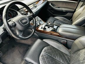 Audi A8 sedan - 7