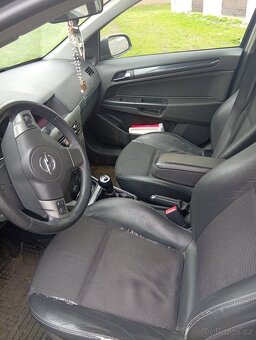 Opel Astra H. - 7