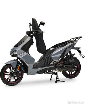 Půjčovna - pronájem nových skútrů BAD S 50ccm - 7