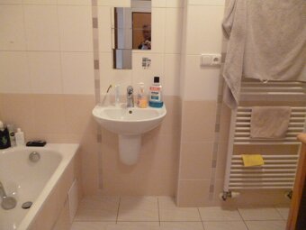 Pronájem bytu 2+kk, ca40m2, v centru Liberce, Pražská ul. - 7