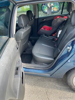 Opel Astra 2.0 Turbo, benzin - 7