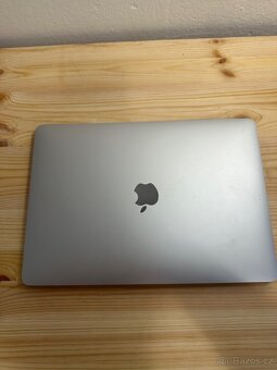 Apple MacBook Pro 2020 512GB i7 16GB RAM - 7