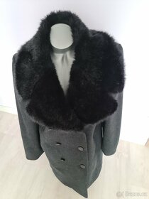 Černý kabát s kožešinou, vlna + kašmír, vel. 40 - 7