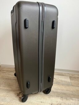 Velký skořápkový cestovní kufr Torrente Couture - 7