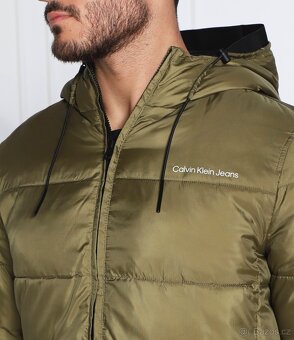 Bunda Calvin Klein Jeans olivová M - 7