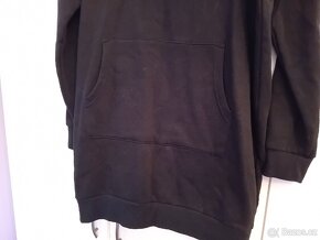 Černá oversized mikina/šaty s kapucí - 7