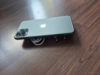 iPhone 11 Pro 64gb kapacita baterie 92% - 7
